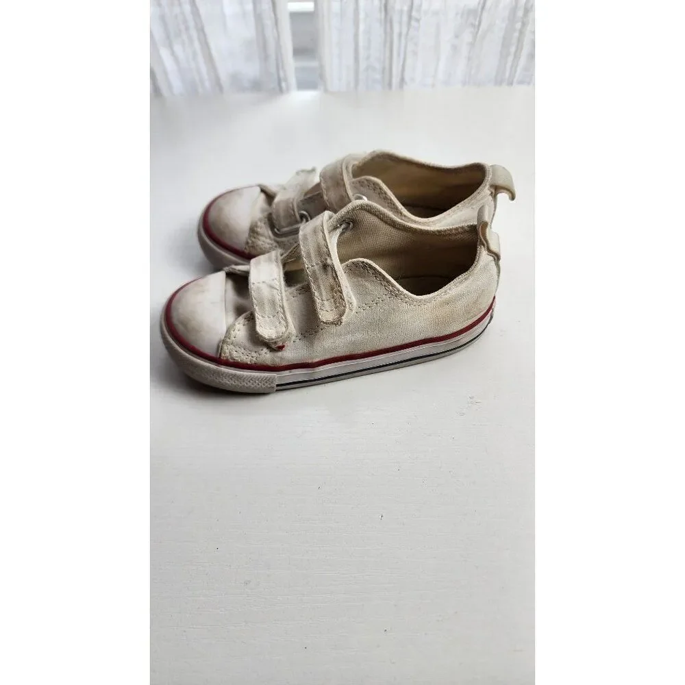 Infant Size 9 Converse Sneakers in White